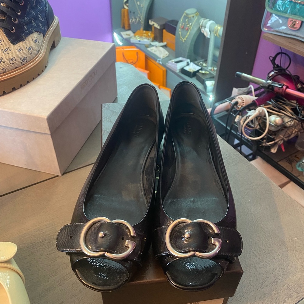 Gucci shoes 9.5